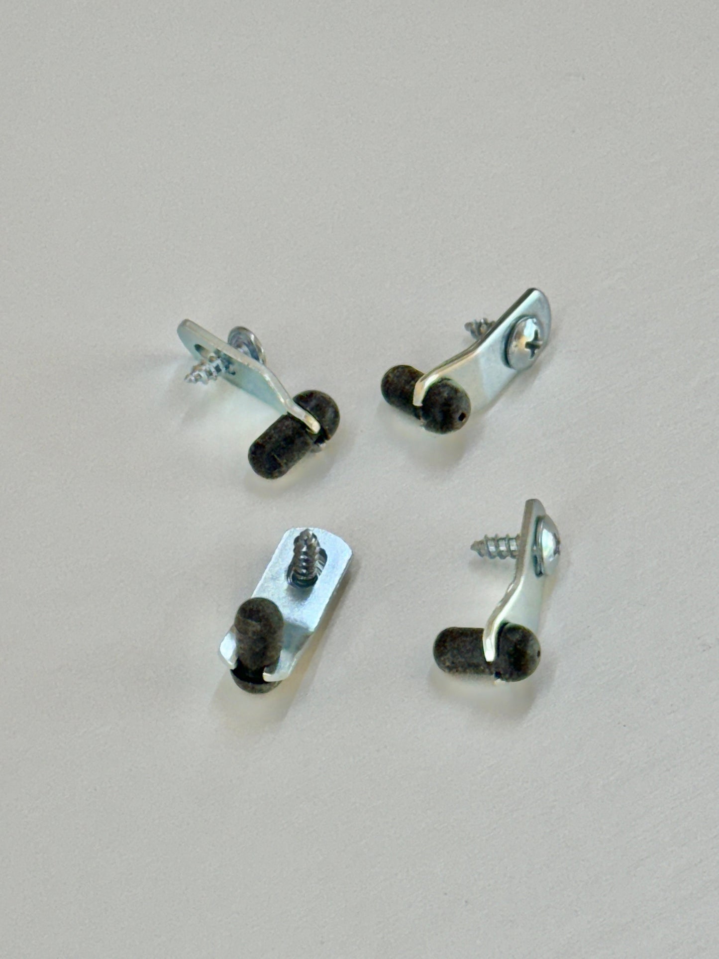 Cabinet Insert Retainer-Metal